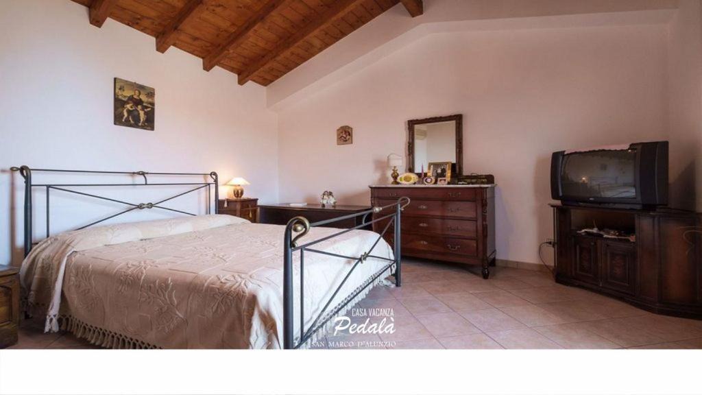 Photo of Bedroom in San Marco d'Alunzio
