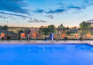 Holiday Inn Express and Suites Lake Havasu - London Bridge, an Ihg Hotel in Lake Havasu City