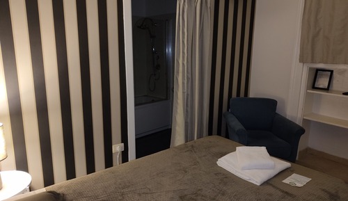 Deluxe Single Room