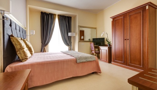 Classic Double Room