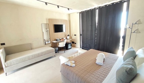 Luxury Studio Suite