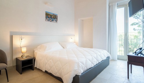 Studio Suite, Terrace