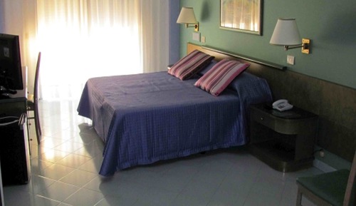 Standard Triple Room, Balcony, Garden View