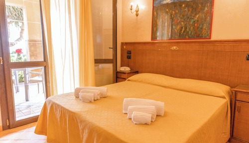 Double Room Single Use