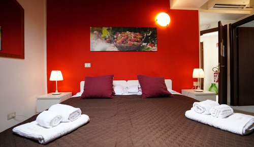 Basic Double or Twin Room ( Fragola)
