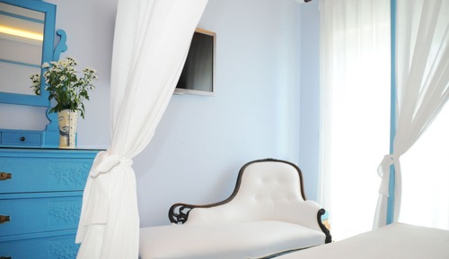 Deluxe Double Room, 1 King Bed, Balcony, Sea Facing