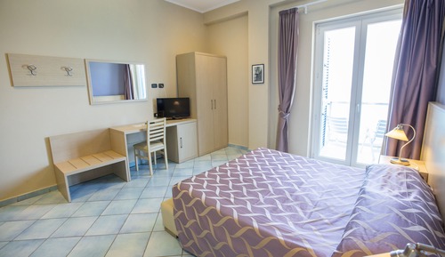 Triple Room, Balcony, Sea View