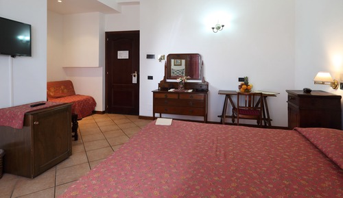 Superior Triple Room