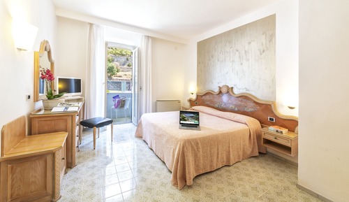 Classic Double or Twin Room