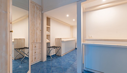 Comfort Quadruple Room, Multiple Beds, Courtyard Area