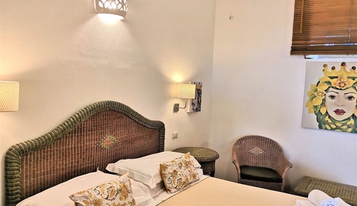 Double Room, Annex Building