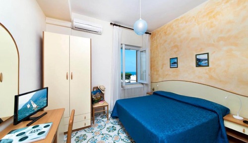 Double Room, Sea View (with window)