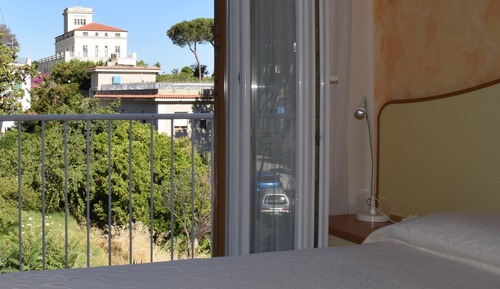 Double Room, Balcony