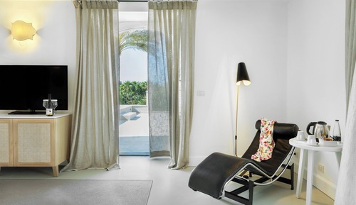 Exclusive Suite