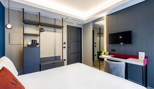 Deluxe Double Room, Balcony, Courtyard View 103