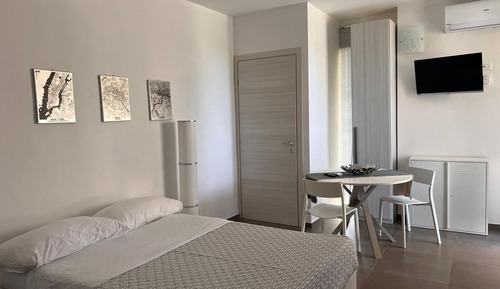Comfort Apartment, Patio, Courtyard View