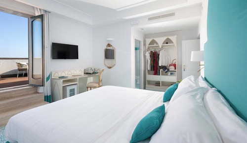 Apartment, 1 Bedroom, Pool Access