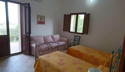 Classic Apartment, Partial Sea View