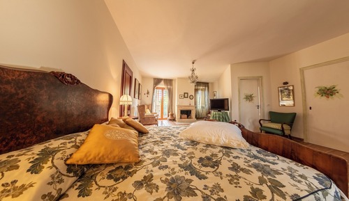 Junior Suite, 1 Bedroom, Private Bathroom