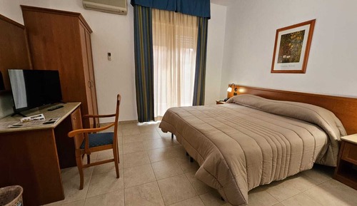 Classic Double or Twin Room, Balcony
