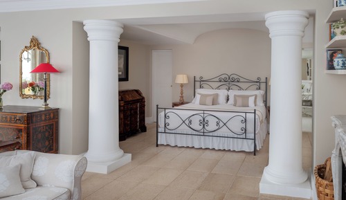 Suite (Capri Master)
