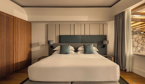 Premium Deluxe Triple, Sea View