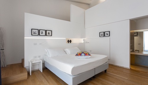 Superior Room, Terrace, Courtyard View