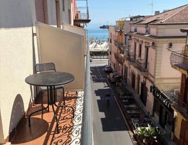 Triple Room with Balcony