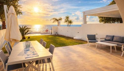 Villa with Sea View