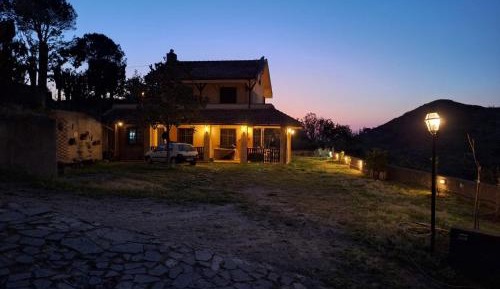 Villa with Garden View
