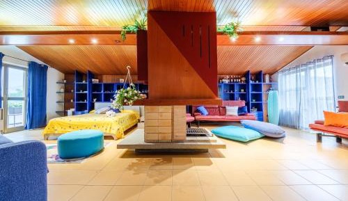 Superior One-Bedroom Apartment with Balcony