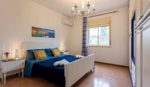 Two-Bedroom Deluxe Apartment with Ocean View