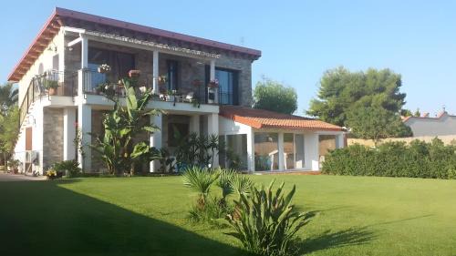 Villa with Sea View