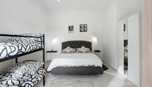 Triple Room with Shower