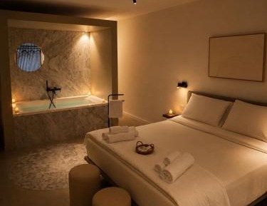 One-Bedroom Apartment with Spa Bath