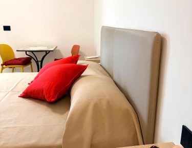 Studio Apartment with Balcony