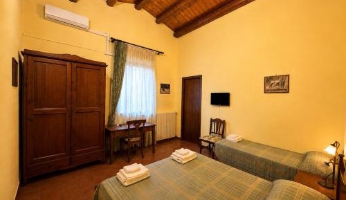 Triple Room
