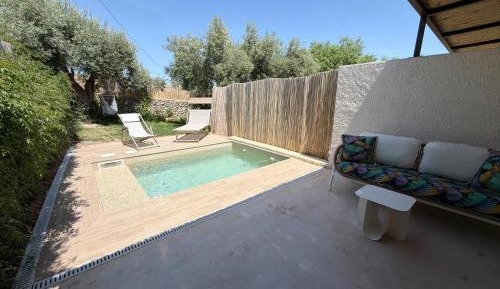 Triple Room with Pool View