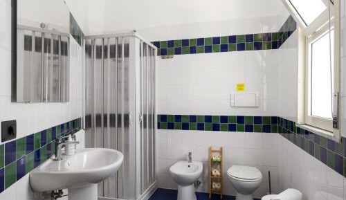 One-Bedroom Apartment with Balcony (3 Adults)
