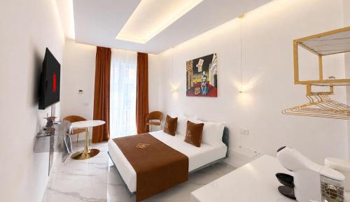 Deluxe Double Room with Balcony