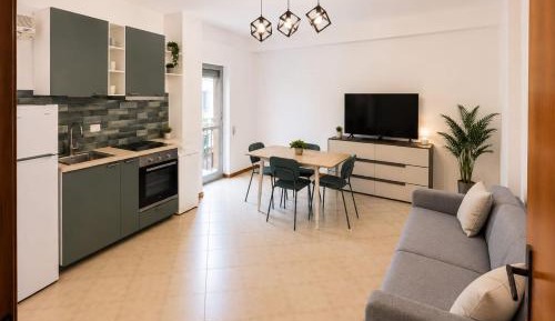 One-Bedroom Deluxe Apartment