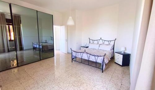Two-Bedroom Deluxe Apartment with Balcony