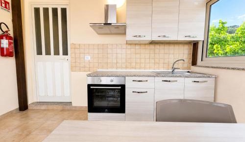 Deluxe One-Bedroom Apartment with Garden View