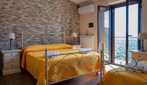 Triple Room with Balcony