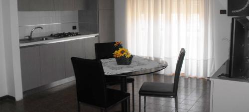 One-Bedroom Apartment (4 Adults)
