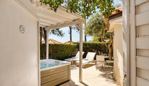 Superior Double Room with Hot Tub