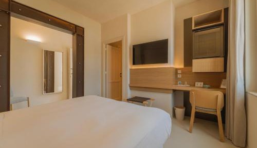 Double Room with Terrace and Sea View  