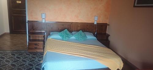 Double Room with Balcony and Sea View