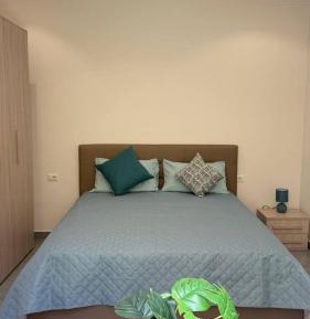 One-Bedroom Family Apartment