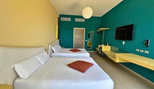 Classic Room with Two Queen Beds